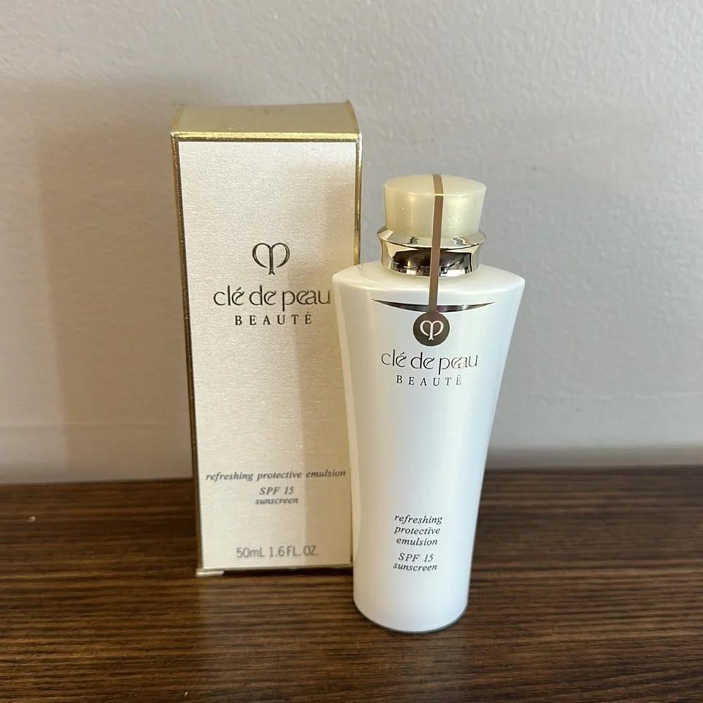NEW Cle de peau Refreshing Protective Emulsion SPF 15 Sunscreen 50 mL